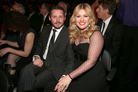 Kelly Clarksons Husband Brandon Blackstock Is Reba Mcentires Stepson