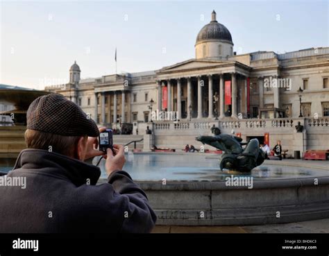 Tourist Photographing National Gallery Stock Photo Alamy