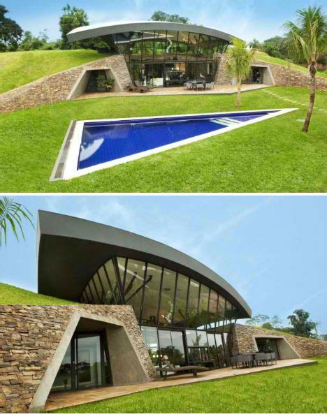 Modern Earth Shelter Homes Built Into The Hillside Earth Sheltered Homes Earth Sheltered