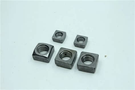 Heavy Carbon Steel Din 557 Din 562 M4 M5 M6 M8 M 10 Square Bolts And