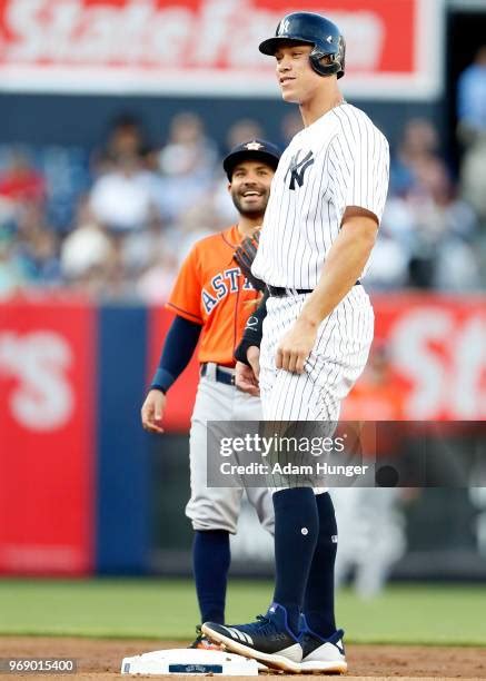 Aaron Judge Jose Altuve Photos and Premium High Res Pictures - Getty Images