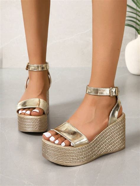 Womens Fashionable Wedge Heel And Platform Sandals For Outdoor