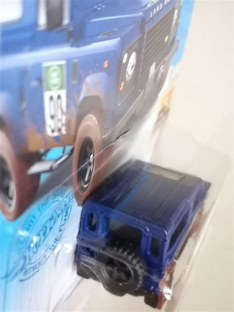 Hot Wheels 2021 Baja Blazers Land Rover Defender 90 Matte Blue