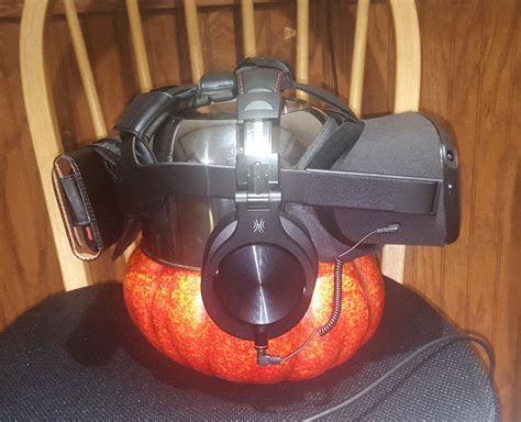 My OculusQuest Mods and Gear (gallery link in comments) : r/OculusQuest