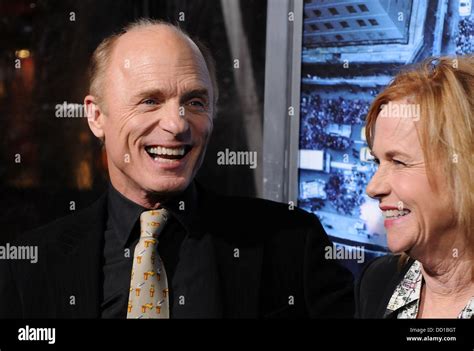 Ed Harris and Amy Madigan Premiere of 'Man on a Ledge' at Grauman's ...