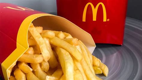 Mcdonald S Giving Away Free Fries Of Any Size In Epic Deal To Loyal