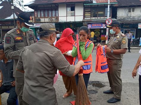 33 Pelanggar Protokol Kesehatan Di Pasar Simabur Dikenakan Sanksi