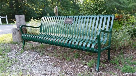 Memorial Benches - Friendship Botanic GardensFriendship Botanic Gardens ...