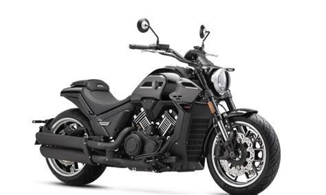 Auto Expo Mbp Makes India Debut With M N Naked C V Cruiser