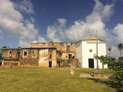 Castelo Garcia D Ávila Praia do Forte história e como visitar