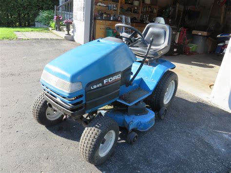 Riding Lawn Moer Lawnmowers And Leaf Blowers Brockville Kijiji