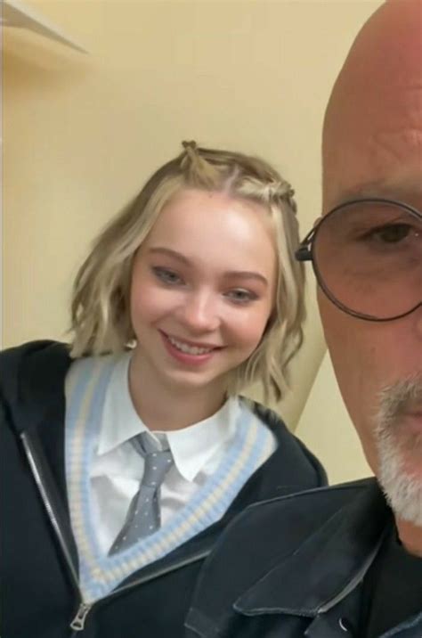 Épinglé Sur Emma