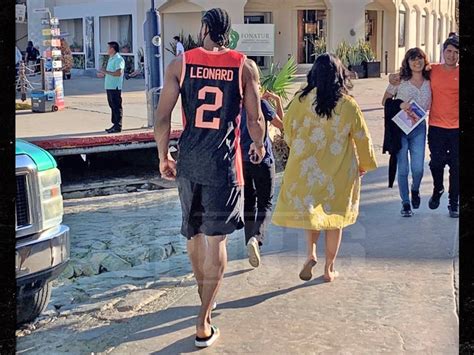 Kawhi Leonard Rocks Own Jersey On Cabo Vacay During All-Star Break