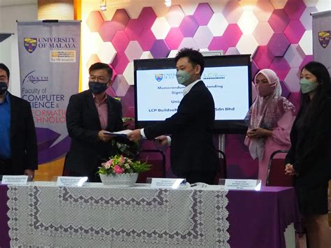 Memorandum Of Understanding Signing Ceremony Between University Malaya