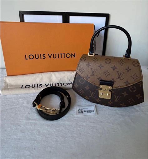 Louis Vuitton Tilsitt Bag Luxury Bags Wallets On Carousell