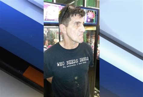 Florida Man Wearing I Have Drugs T Shirt Arrested On Drug Possession Charges Police Say