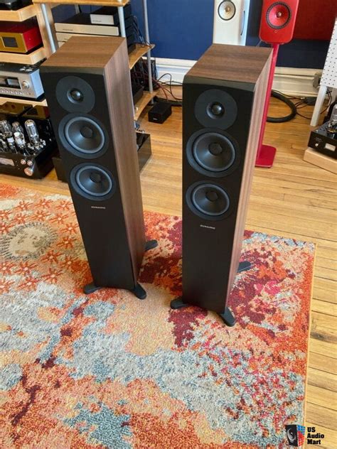 Dynaudio Emit 30 Photo #4080954 - US Audio Mart