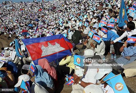 The Fall Of Phnom Penh Photos And Premium High Res Pictures Getty Images