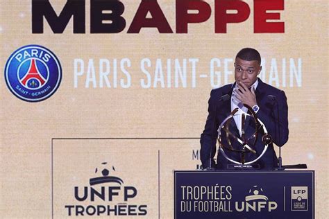 Kylian Mbappé Sacré Meilleur Joueur De La Saison De Ligue 1 Parle Après Son Départ Du Psg