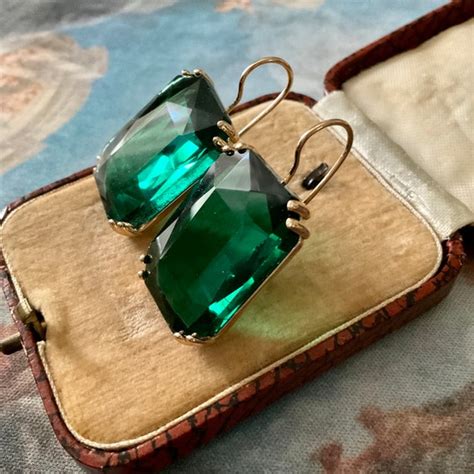 GORGEOUS GREEN EMERALD Crystal Gold Plated Vintage Ea… - Gem