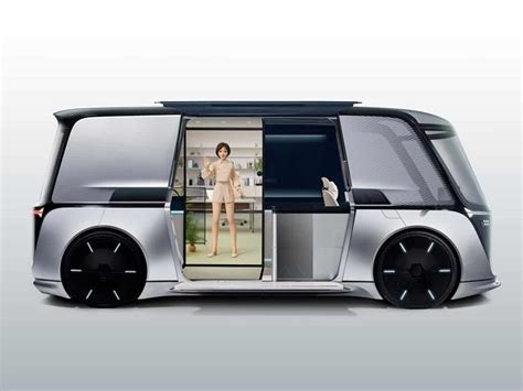 LG To Unveil Life Size Self Driving Concept Car