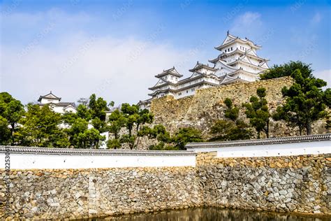 kansai japan october   view  himeji castle  kansai japan