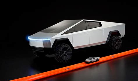 Hot Wheels Se Atreve Con La Tesla Cybertruck Y Crea Un Aperitivo Para Impacientes De La Pick Up