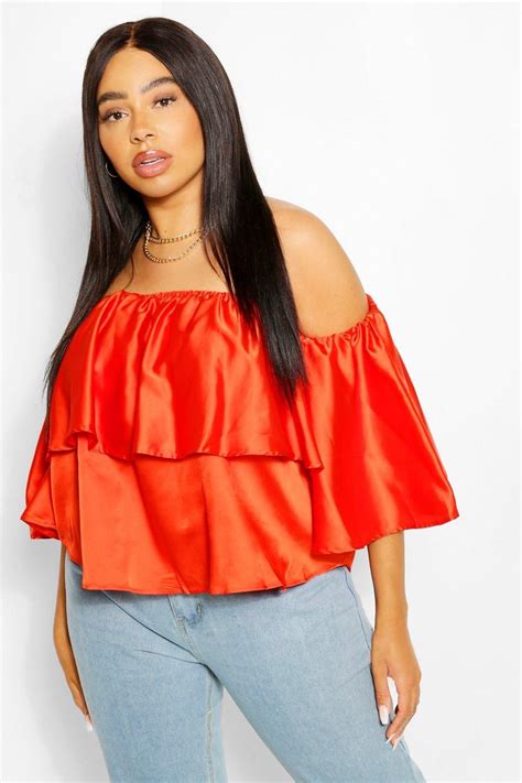 Plus Satin Off The Shoulder Top Boohoo In 2021 Women Boohoo Tops Street Style Looks