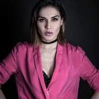 Kriti Sanon Cum Bath Babe Babe Porn Feat Laura Caro Xhamster