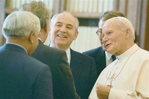 Lorsque Mikhaïl Gorbatchev dialoguait avec Jean Paul II