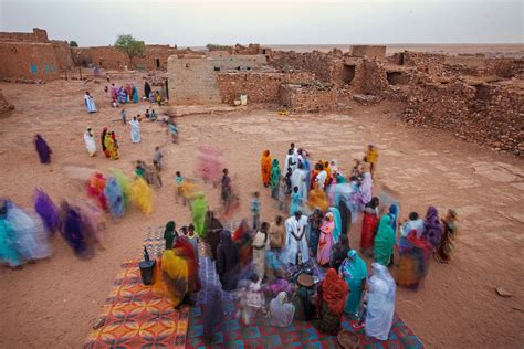 Mauritania - Into the Adrar — Mitchell Kanashkevich - Traditions