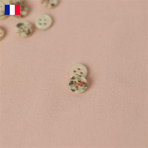 Boutons De Couture En Nacre Pour Travaux De Couture Sur Notre Mercerie