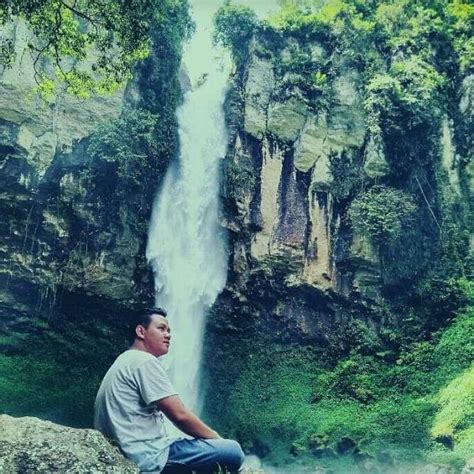 Pesona Alam Air Terjun Putri Malu Tempat Wisata Terpopuler Di