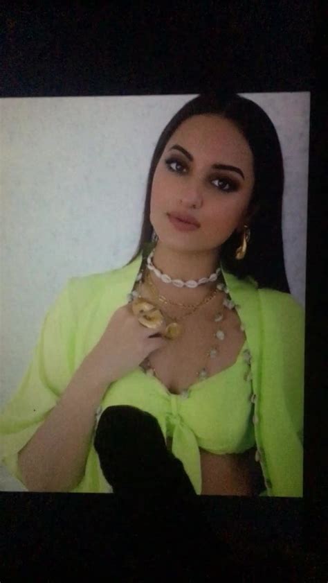 Sonakshi Sinha Cum Tribute 01 Gay Big Cock Masturbate Porn XHamster