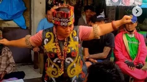 Hebat Fakta Pengobatan Tradisional Ibu Ida Dayak Viral Di Media Sosial