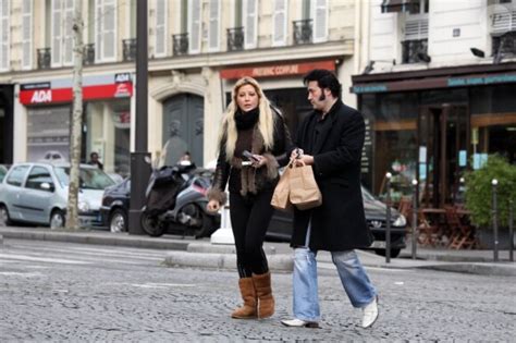 Photo Loana et son ami Eryl Prayer le 11 janvier 2012 à Paris