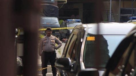 Bom Medan Pelaku Bom Bunuh Diri Di Polrestabes Medan Masuk Lewat