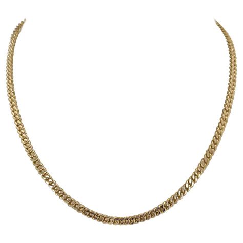 18 Karat Yellow Gold Italian Graduated Curb Link Chain Necklace At