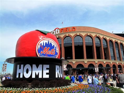 Mets’ 2023 Home Opener Postponed Due to Weather