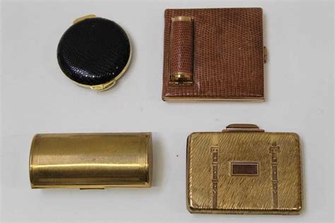 Lot 3082 Large Collection Of Vintage Powder Compacts