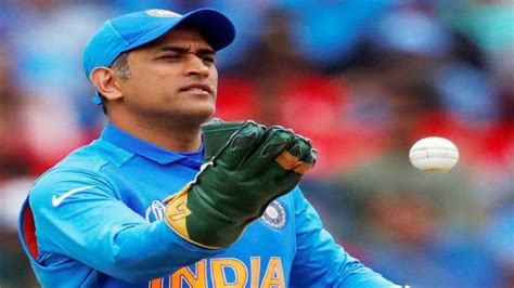 Happy Birthday Ms Dhoni 42 साल के हुए धोनी बतौर कप्तान और बल्लेबाज