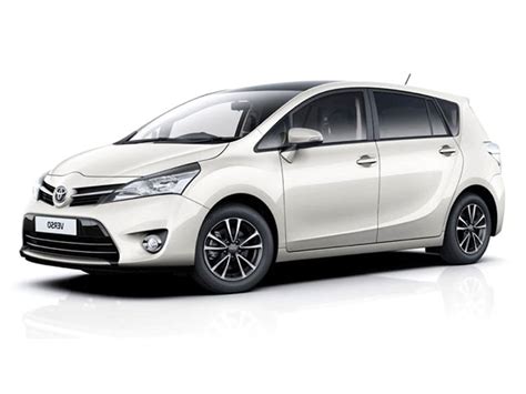 Toyota Verso Price in UAE, Images, Specs & Features