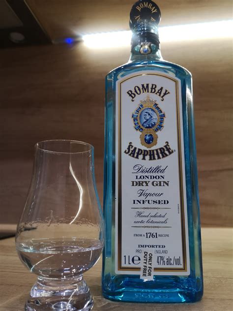 Пробуем Джин Bombay Sapphire. Разбираемся как и с чем пить джин ...