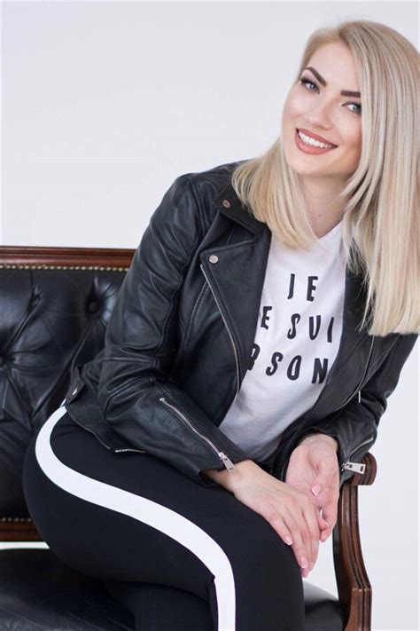 Beautiful Yuliua Y O From Warsaw With Blonde Hair ID LadaDate