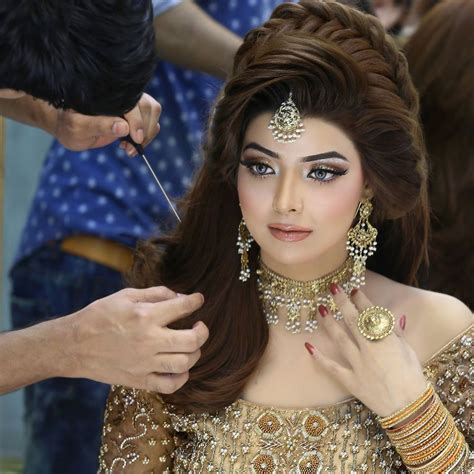 Gorgeous Pakistani Bridal Makeup … Bridal Makeup Beautiful Bridal