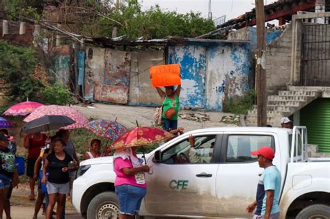 Revista Fundamentos Retienen A Cuadrilla De CFE En Acapulco