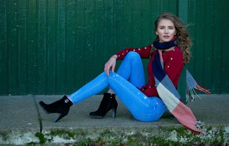 Wallpaper Pose Street Model Jeans Tatjana For Mobile And Desktop