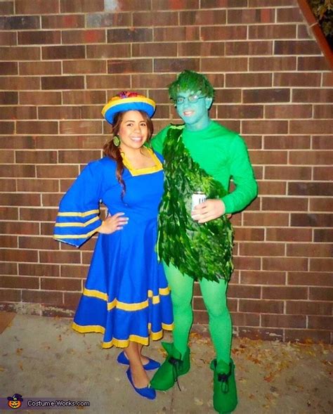 Chiquita Banana & the Jolly Green Giant Couples Costume