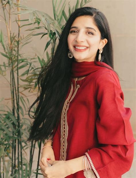 Mawra Hocane Shares Her Feelings For Niece Jahan Aara | Reviewit.pk