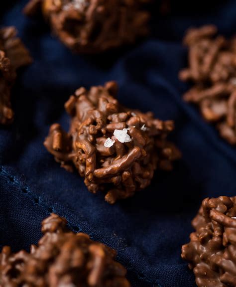 Chocolate Haystacks | RecipeLion.com